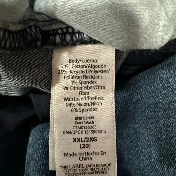 Time and Tru maternity jeans - Picture 3 of 4